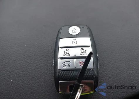 2017 Kia Sedona Lx из США, поврежденный, VIN KNDMB5C12H6325030